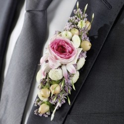 Boutonnière homme avec le Clip OASIS®